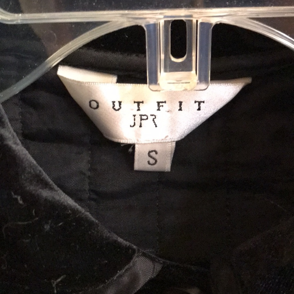 Outfit Velvet jacket - Picture 2 of 10